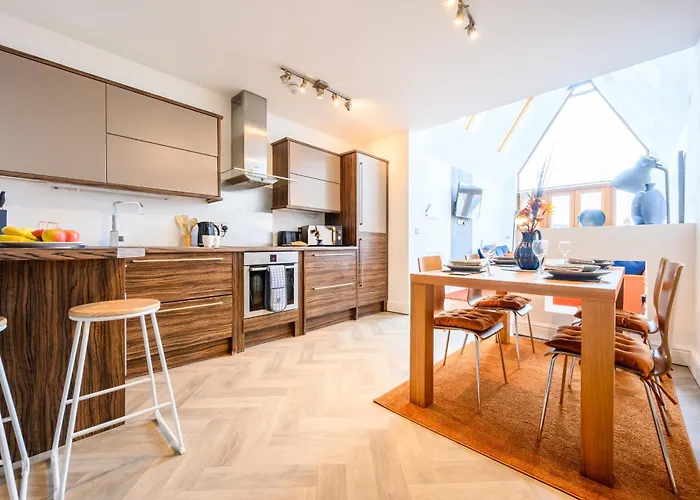 Llandaff Lofts By Ty Sa - 2 Bed With Terrace - Wifi